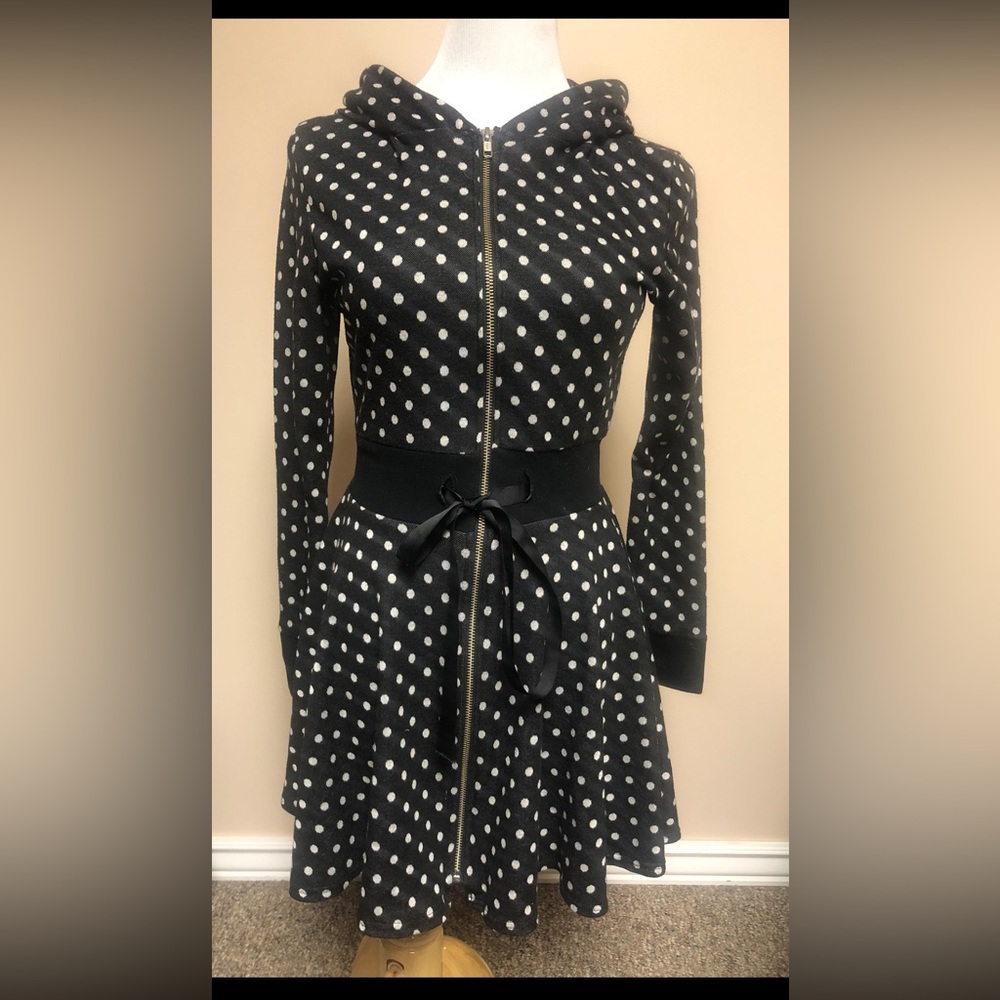Blackbird Studios Size Small Polka Dot Long Sleeve Hooded Dress